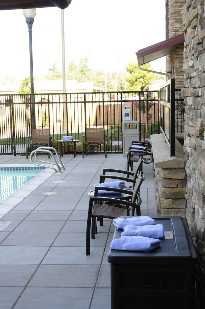 Hotel Towneplace Suites Redding