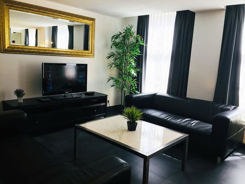 Aparthotel Amsterdam Nieuwmarkt Center Apartments