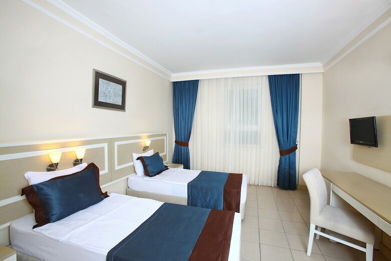 Royal Arena Hotel & Resort Spa - All Inclusive