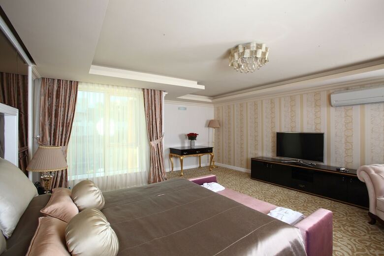 Royal Arena Hotel & Resort Spa - All Inclusive