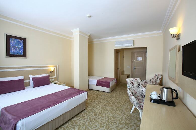 Royal Arena Hotel & Resort Spa - All Inclusive