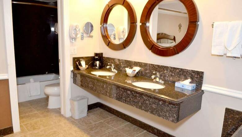 Motel Dynasty Suites Hotel Riverside