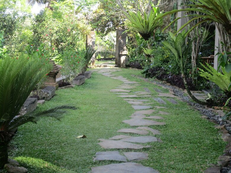Hotel The Kampung Resort Ubud