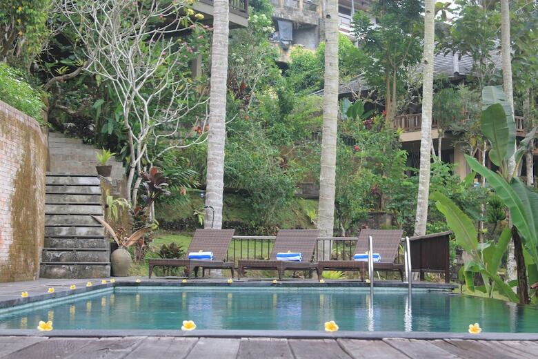 Hotel The Kampung Resort Ubud