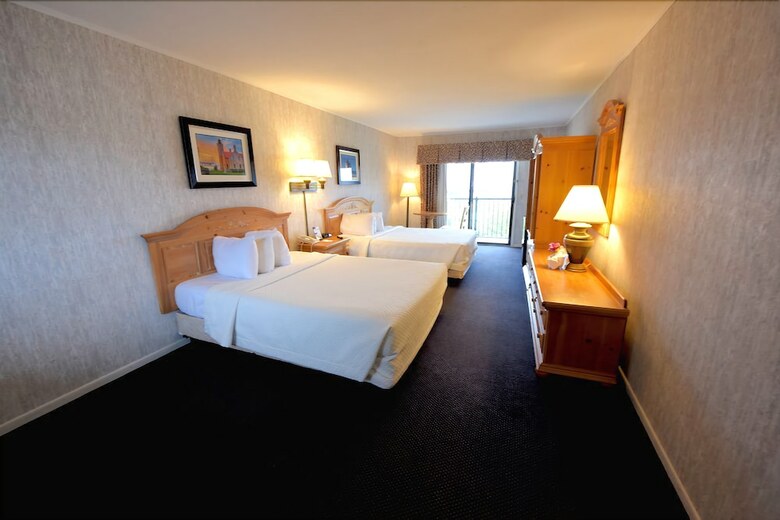 Bridge View Motel & Condo's