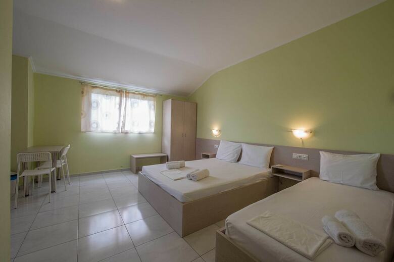 Apartamentos Kanali Village