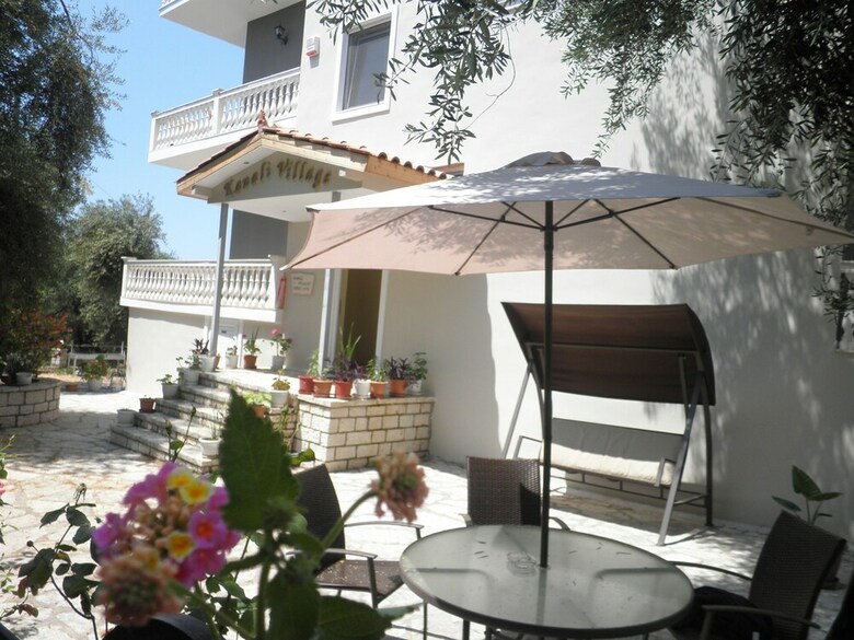 Apartamentos Kanali Village