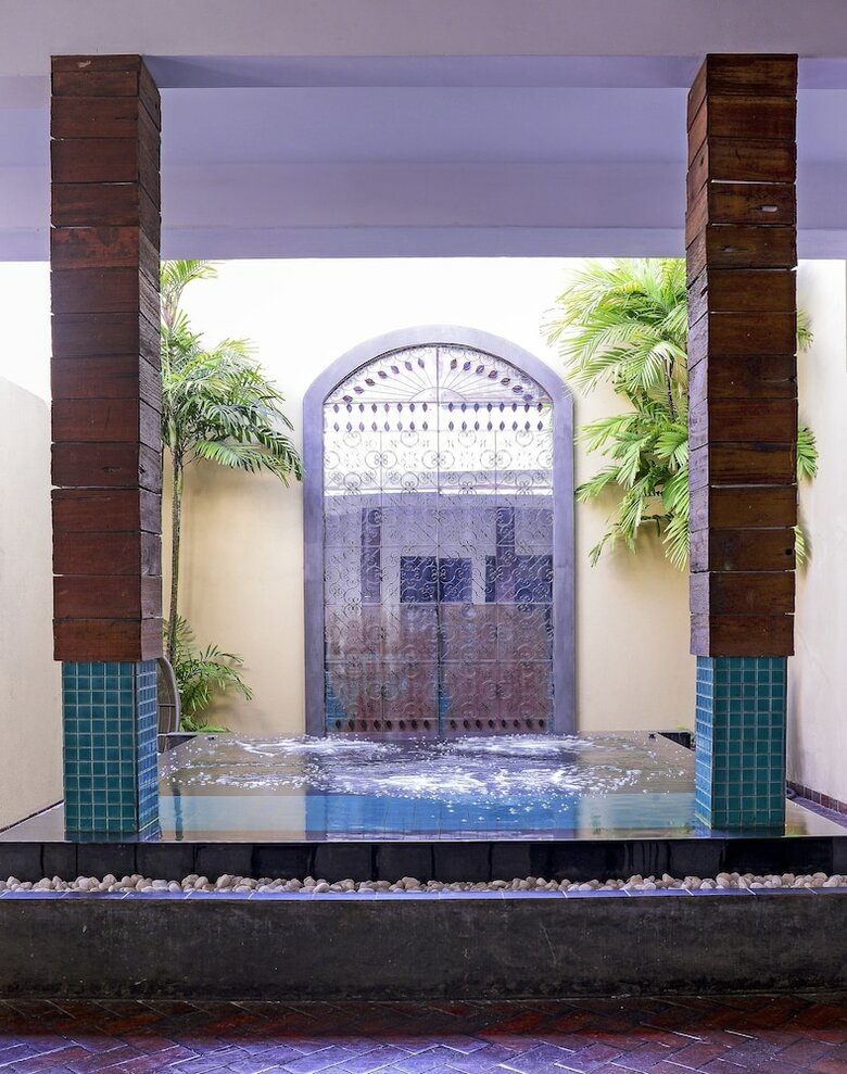 Colombo Court Hotel & Spa