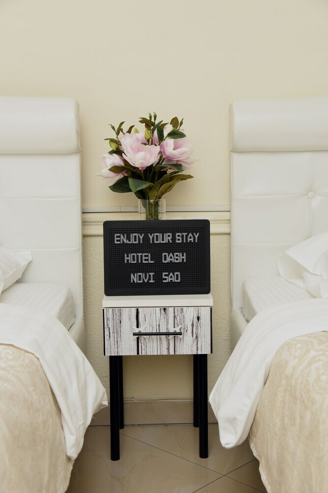 Dash Hotel