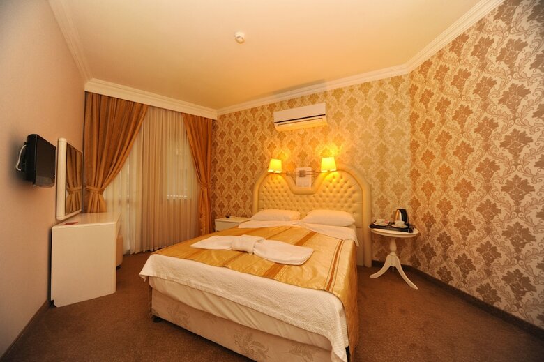 Mara Palace Hotel