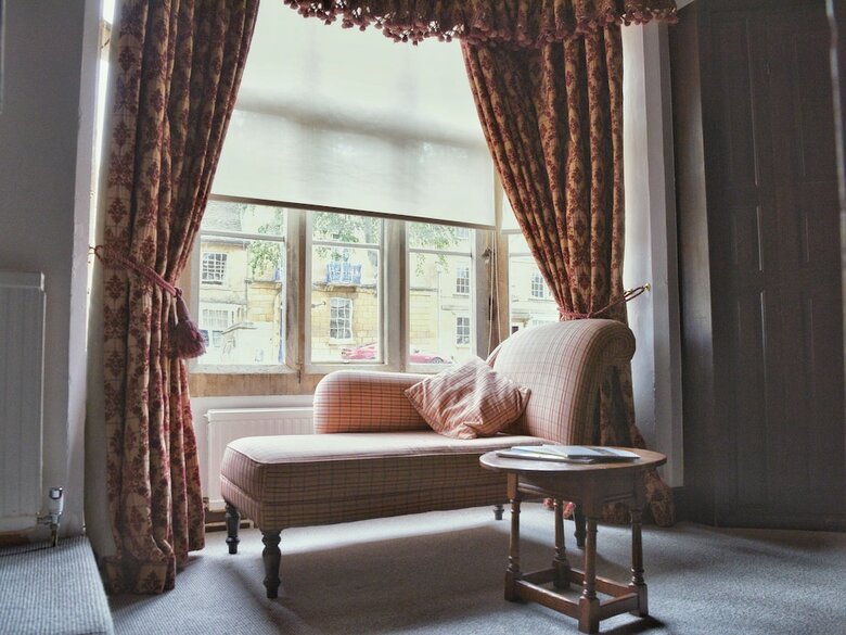 Noel Arms Hotel
