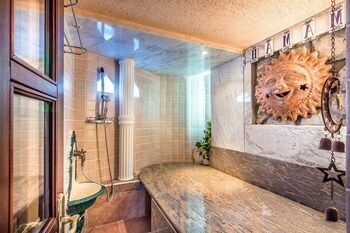 Villa Roses Apartments & Wellness