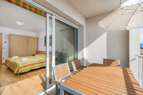Apartments Rona Erea Icici