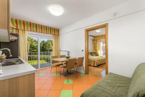 Apartments Rona Erea Icici