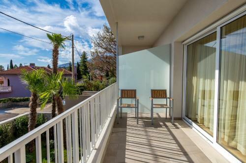 Apartments Rona Erea Icici