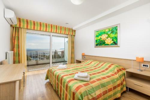 Apartments Rona Erea Icici