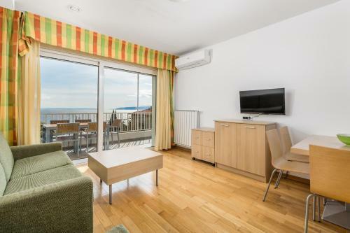 Apartments Rona Erea Icici