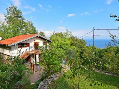Villa Opri� 1