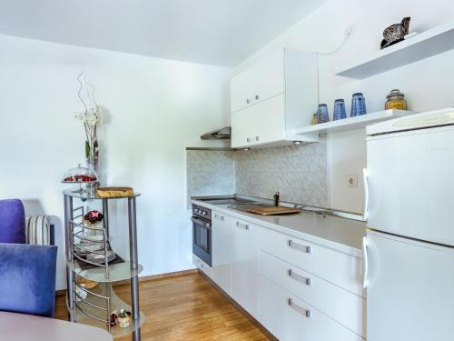 Apartment Opri� 3