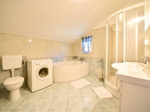 Apartment Banjol 1