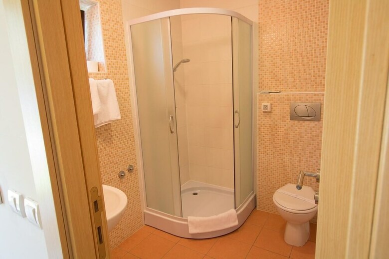 Hotel Tourist Resort Ribarsko Ostrvo