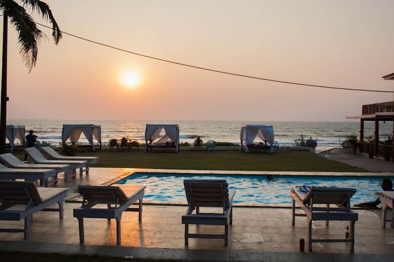 Hotel La Cabana Beach And Spa