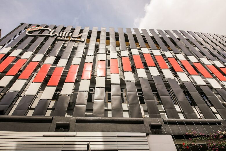Oyo 138 The Chilli Salza Patong Hotel