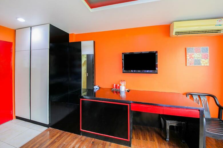Oyo 138 The Chilli Salza Patong Hotel