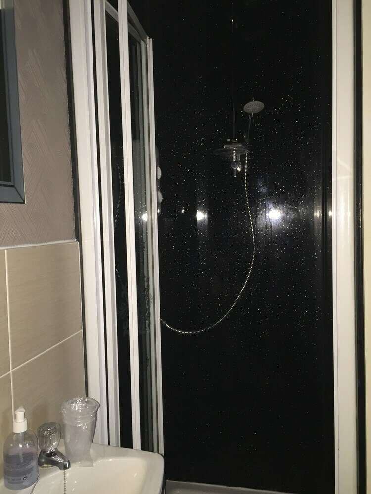 Trentham Private Hotel