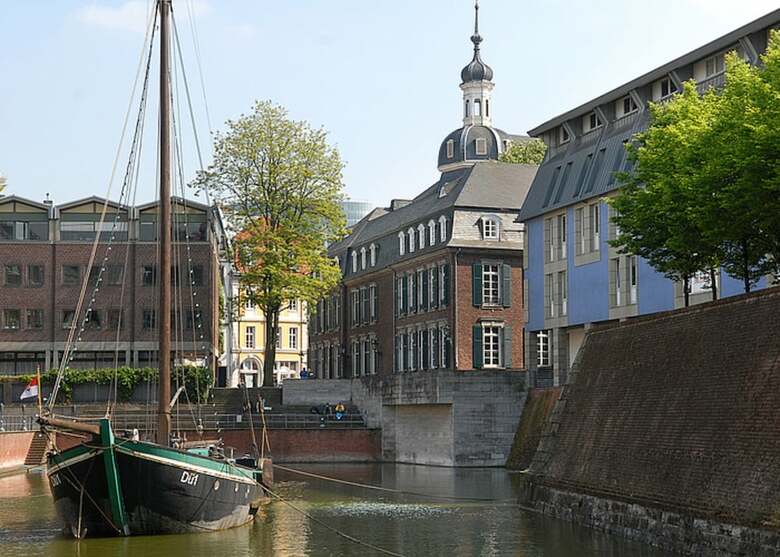 Hotel Holiday Inn D�sseldorf - Hafen