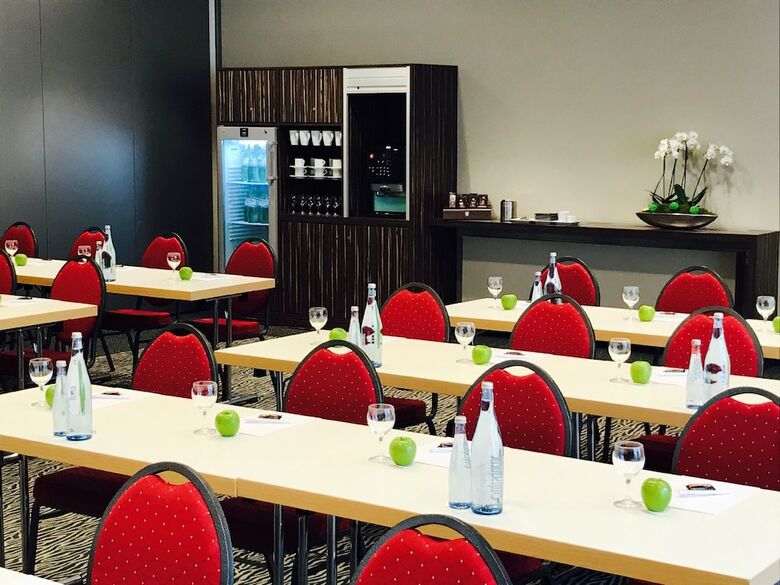 Hotel Holiday Inn D�sseldorf - Hafen