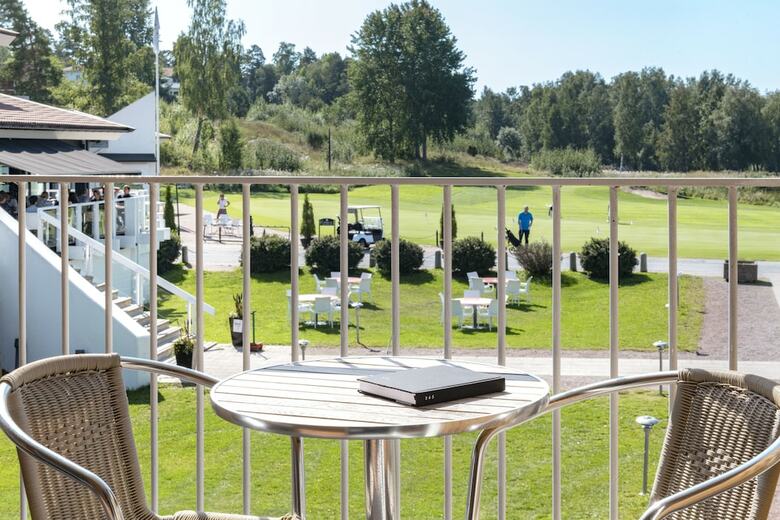 First Hotel Lind� Park