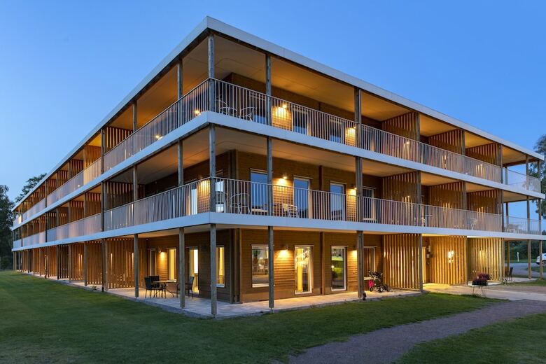 First Hotel Lind� Park