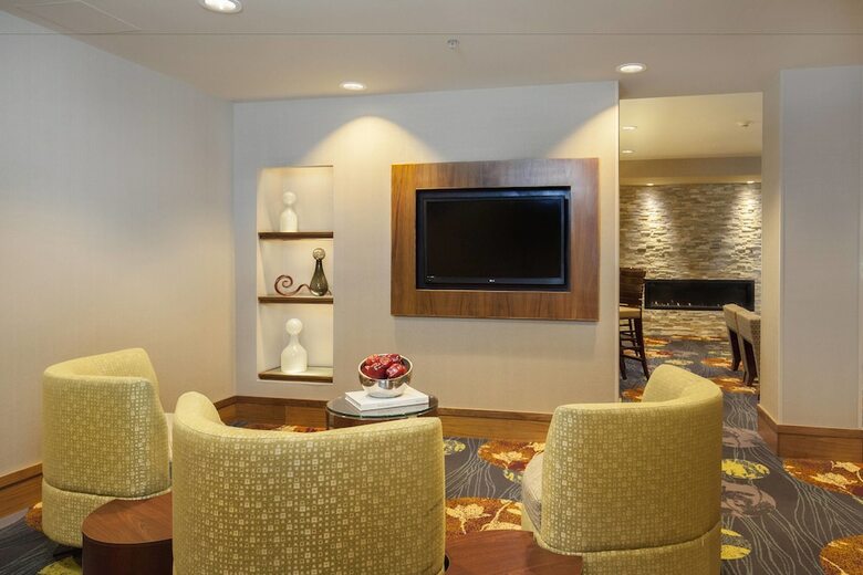 Hotel Courtyard By Marriott Ithaca Airport/university