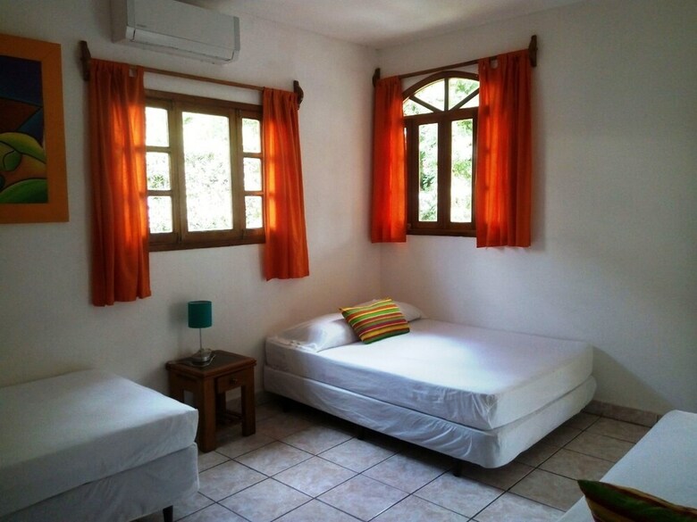 HC Liri Hotel