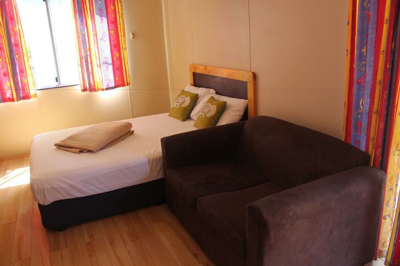 Lani's Holiday Island - Caravan Park