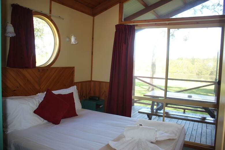 Lani's Holiday Island - Caravan Park