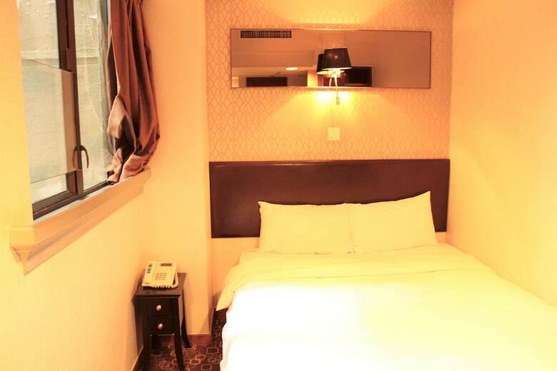 Lander Hotel Prince Edward