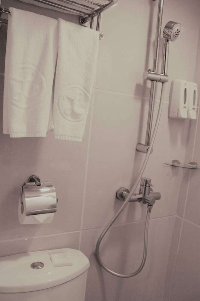 Lander Hotel Prince Edward