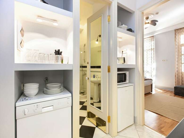 Aparthotel Chiconomy Suites