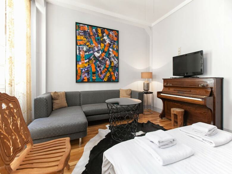 Aparthotel Chiconomy Suites