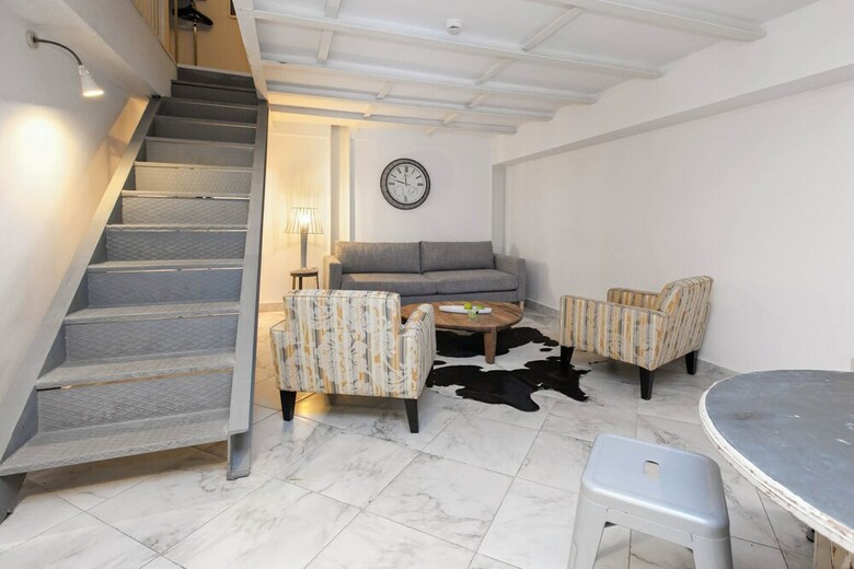 Aparthotel Chiconomy Suites