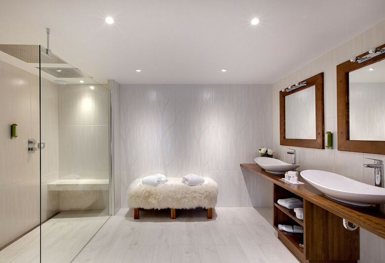 Hotel Hostellerie La Cheneaudi�re & Spa