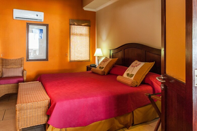 Hotel Villas Caroline