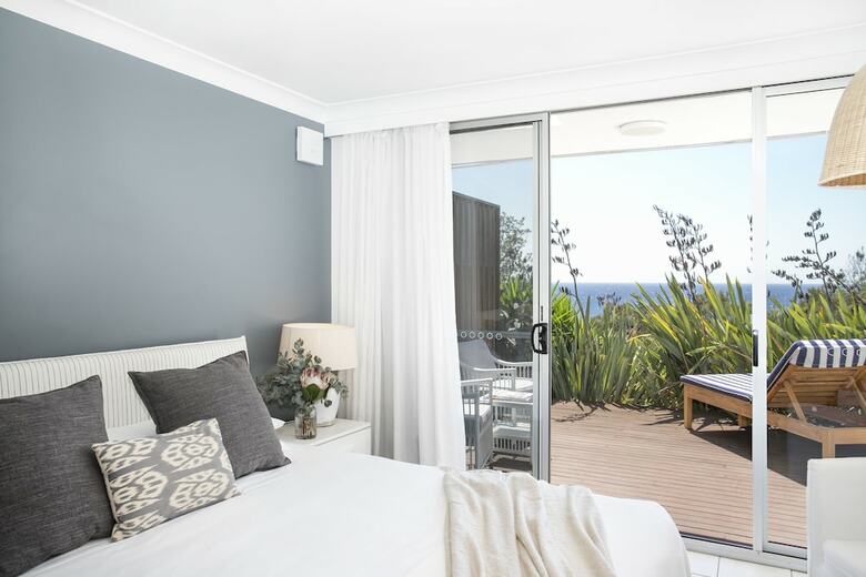 Hotel Bannisters By The Sea