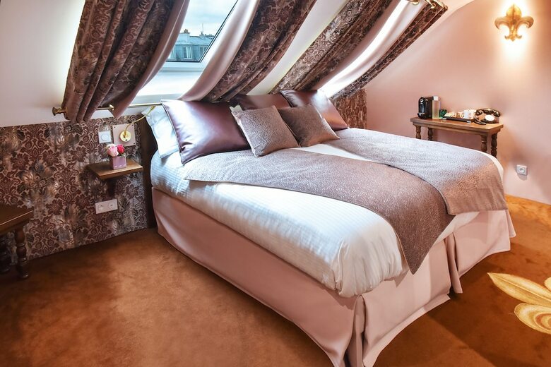 Hotel H�tel Le Temple de Jeanne