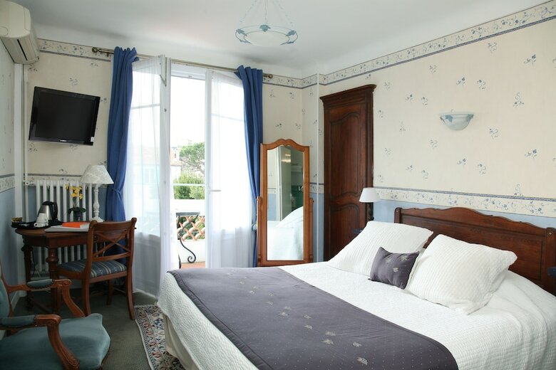 Hotel H�tel Le Pr� Catelan