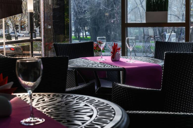 Platan Yuzhniy Hotel