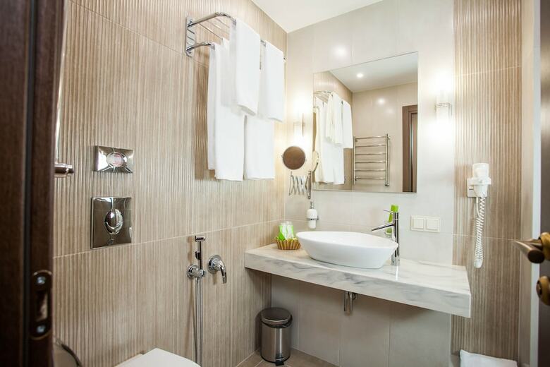 Platan Yuzhniy Hotel