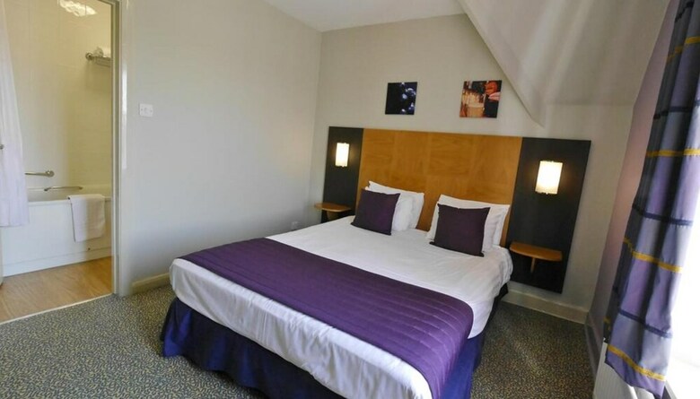 Corner House Hotel